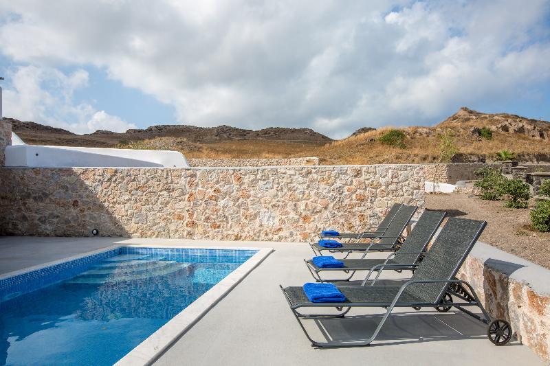 Desiterra Resort Suites & Villas 卡特瑞杜斯 外观 照片
