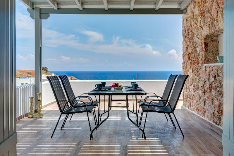 Desiterra Resort Suites & Villas 卡特瑞杜斯 外观 照片
