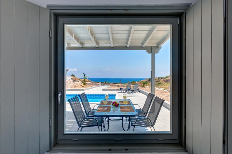 Desiterra Resort Suites & Villas 卡特瑞杜斯 外观 照片