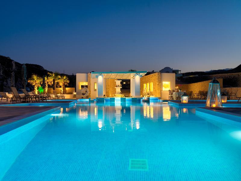 Desiterra Resort Suites & Villas 卡特瑞杜斯 外观 照片