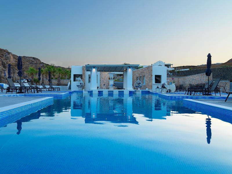Desiterra Resort Suites & Villas 卡特瑞杜斯 外观 照片